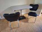 Classic Diner table & chairs