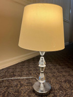 Safavieh table lamp
