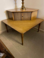 Antique corner table - Drexel
