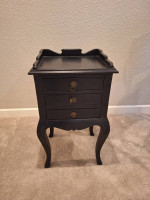 Antique Style End Table