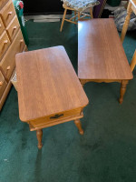 Coffee table with 2 end tables