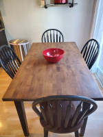 Hard Wood Dining Room Table & Chair Set