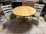 table w/2 chairs butcher block top