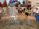Kitchen table w/4 chairs