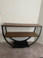 Accent table