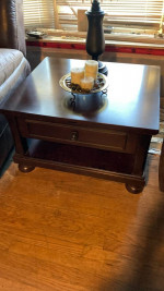 Ashley - Porter Lift Top Coffee Table, Rustic Brown