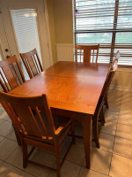 Dinning room table