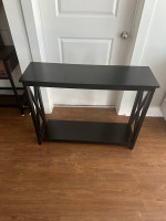 Accent table