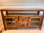 Solid wood consol table