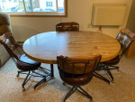 Oval table for dining room + 4 chairs