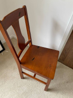 Dining room table and seats