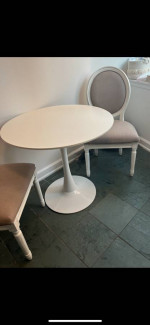 2 chairs + table French Brasserie