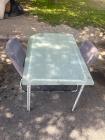 Table & chairs