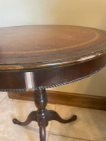 Round table