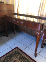 Beautiful desk/hallway Table/console