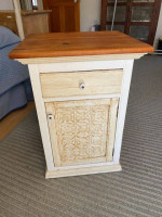 Pine Side Table / End Table