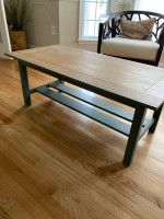 Beautiful Coffee Table and End Tables