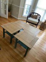 Beautiful Coffee Table and End Tables