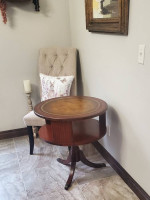 Antique round table