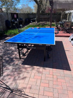 Outdoor ping pong table