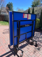 Outdoor ping pong table