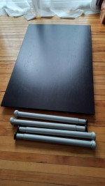 Table with adjustable legs