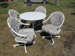 KITCHEN TABLE WITH 4 CHAIRS