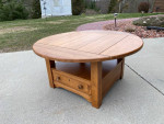 Matching Coffee and End Table with Lamp