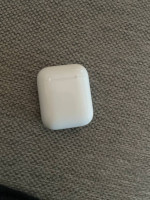 Apple AirPods 1st Gen - still work