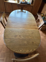 Antique Wooden Dining table and 6 chairs