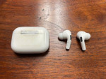 Apple AirPods Pro 1st gen