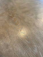 Gorgeous kitchen table and 6 chairs