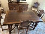Dining Room Table & Chairs