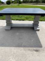 Solid wood farmhouse pedestal coffee table