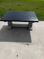 Solid wood farmhouse pedestal coffee table