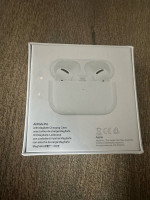 AirPods Pro (SEALED IN BOX)