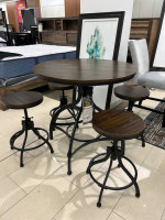 Table and chairs Designer set