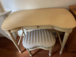 Detailed Wood Vanity/Table with Drawer and Padded Seat