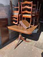 Table w/Leaf and 10 Chairs