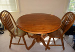 Drop leaf round table with 2 chairs