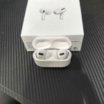 AirPod Pro With Wireless Charging Case
