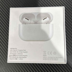AirPod Pro With Wireless Charging Case