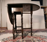 ANTIQUE OAK DROP-LEAF GATELEG OVAL DINING TABLE ON 6 TURNED LEGS