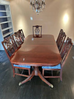 Dinning room table