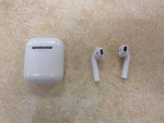 Apple Airpods 2nd Gen with Charge Case