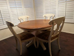 Ethan Allen Dining Table 4 Chairs