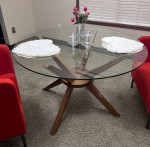 Mid Century Modern Style Dining Table with Chairs