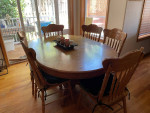 Kitchen Table and & 6 Chairs