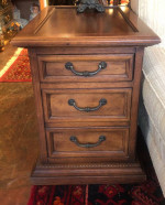 Mid Century Hammary 1960 / 1970 Wood End Table with 2 Drawers