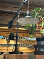 Gear table lamp
